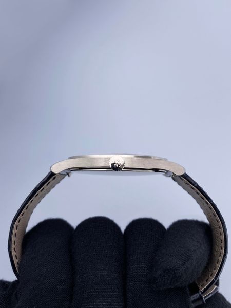 Patek Philippe Calatrava 5196G-001
